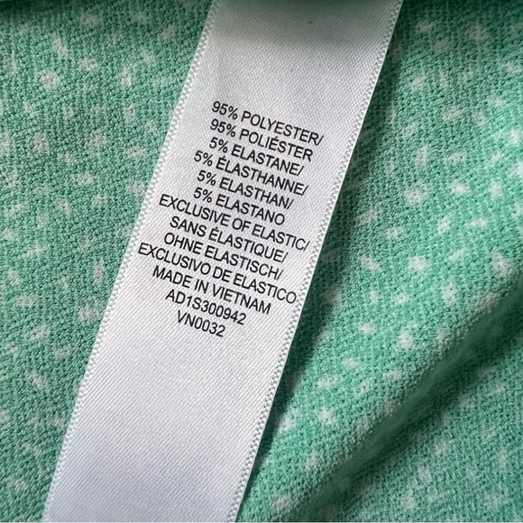 Adrianna Papell Green Pattern Blouse Like New! - Picture 8 of 9